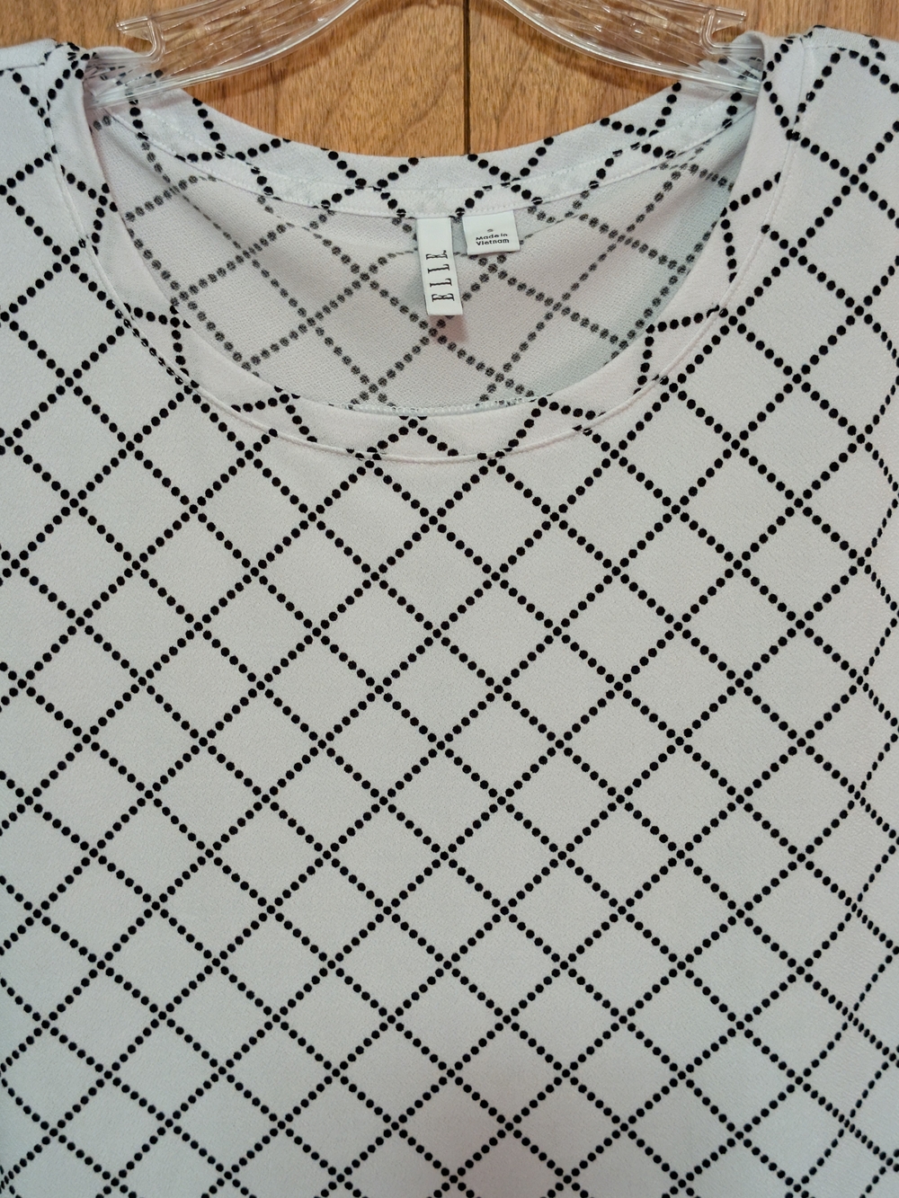 Elle White Short Sleeve Top with Black Dot Diamond Grid